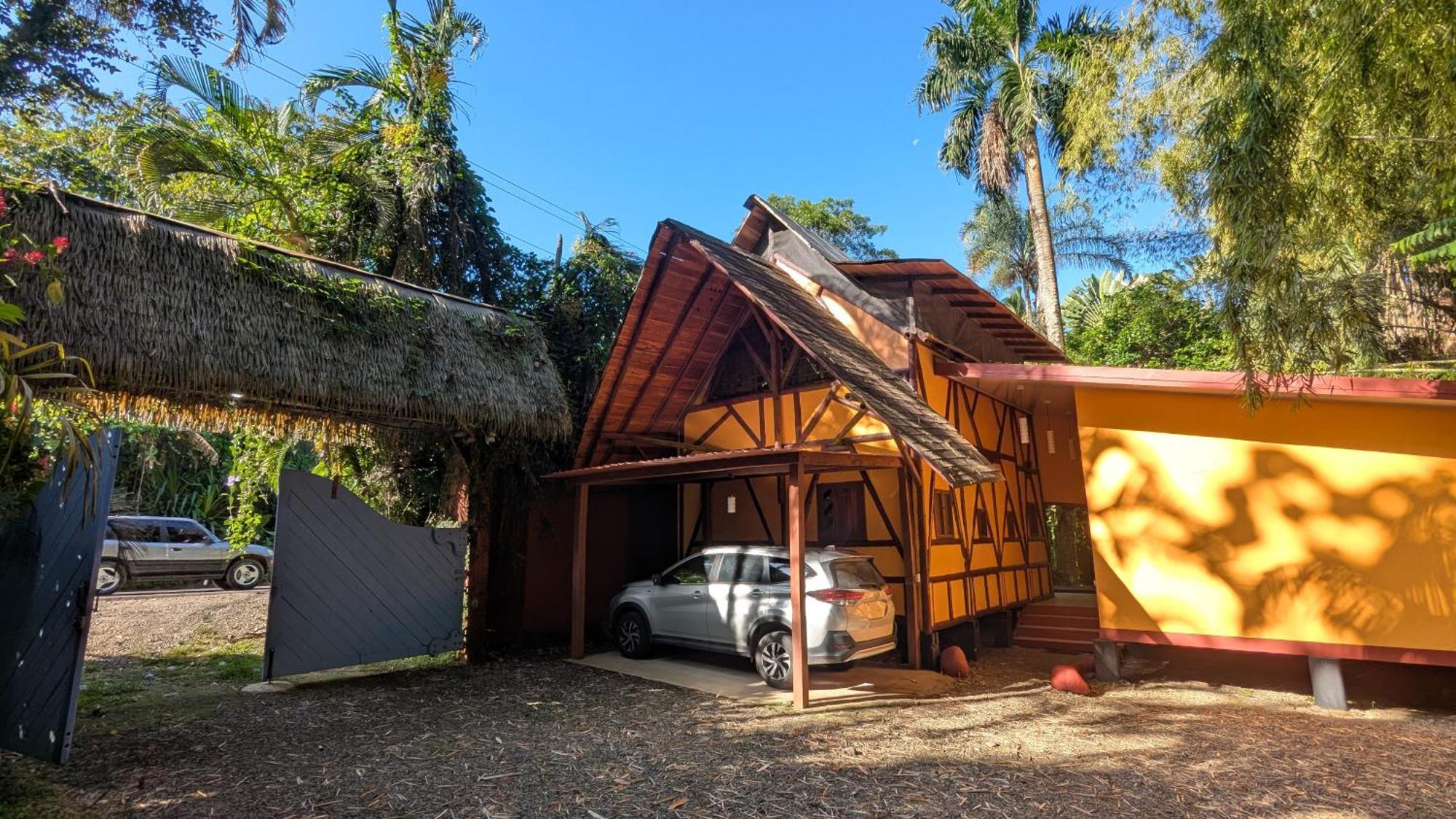 Tree House Beachfront Lodge Puerto Viejo de Talamanca Exterior foto