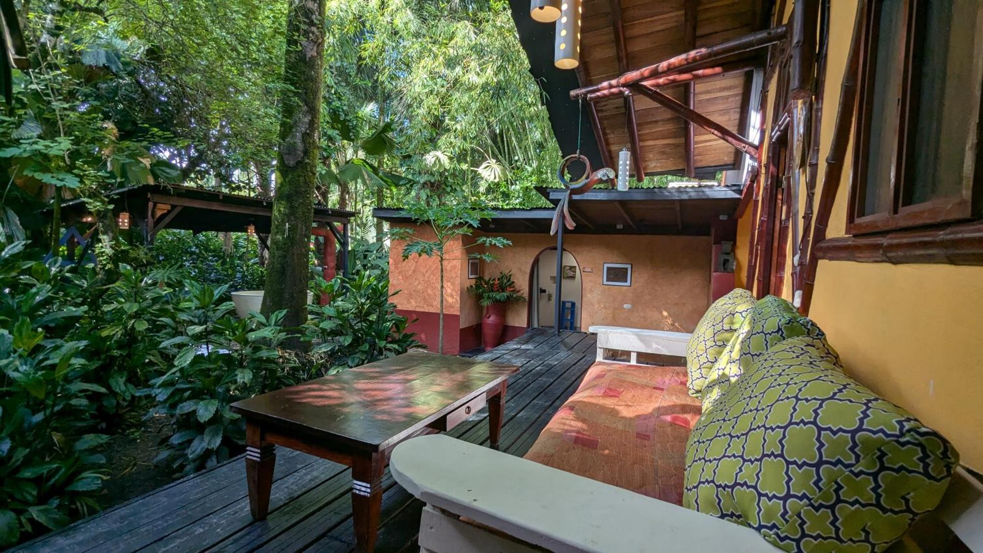 Tree House Beachfront Lodge Puerto Viejo de Talamanca Exterior foto